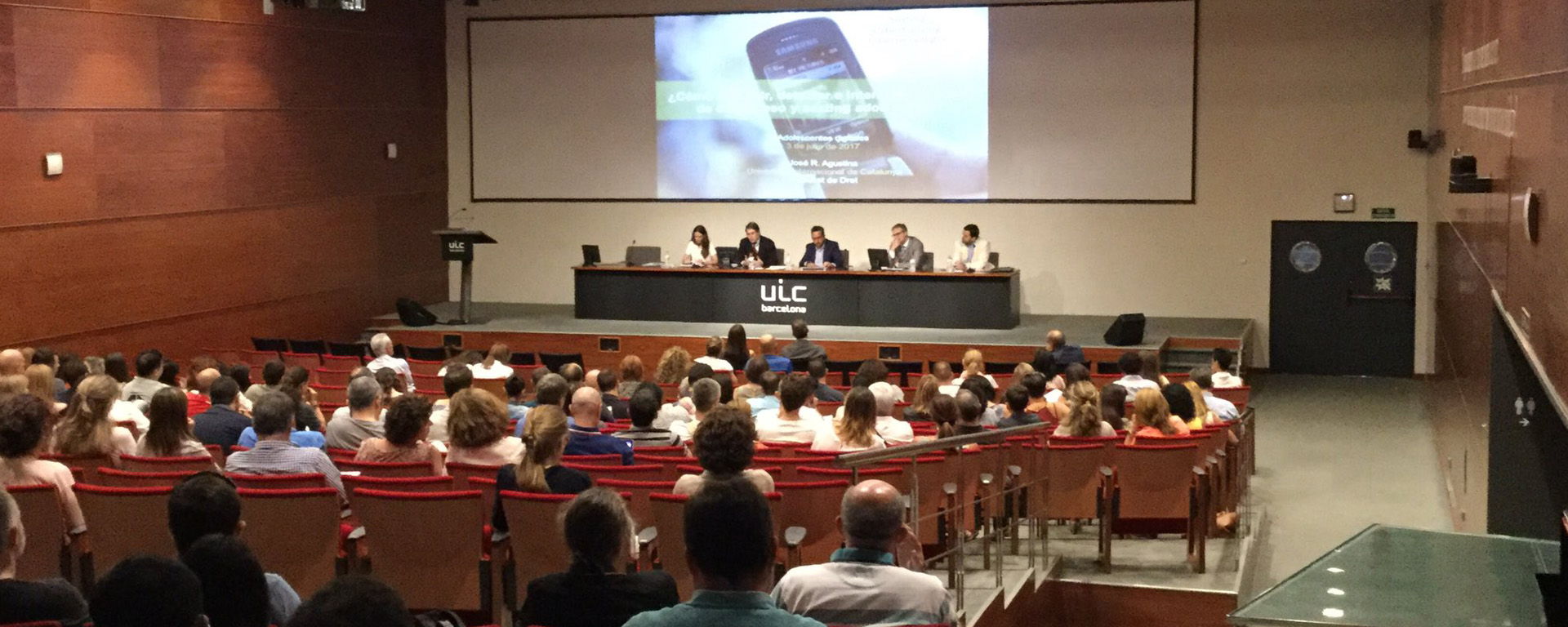 ornada-UIC-Adolescentes-Digitales