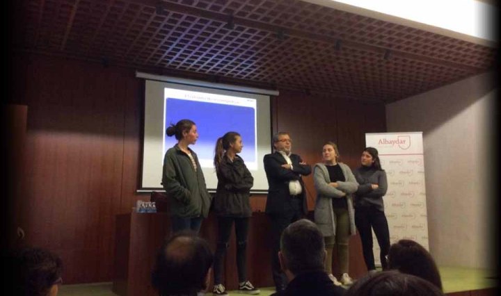 Que-Dicen-De-Nosotros-Albaydar