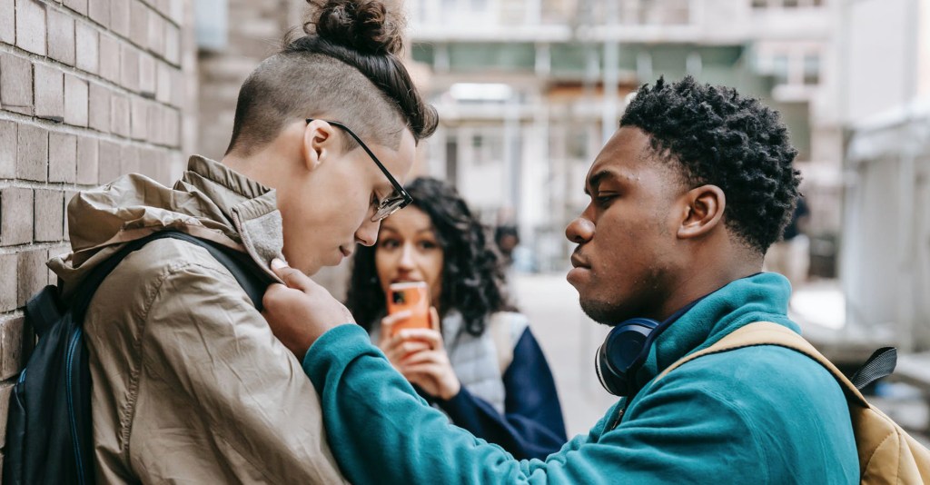 faam-webinar-tik-tok-2021-humillacion