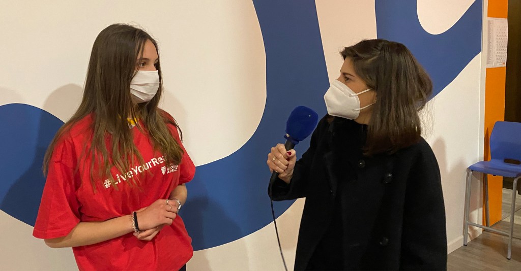 faam-jornada-evitar-tecnoadicciones-intervencion-alumna
