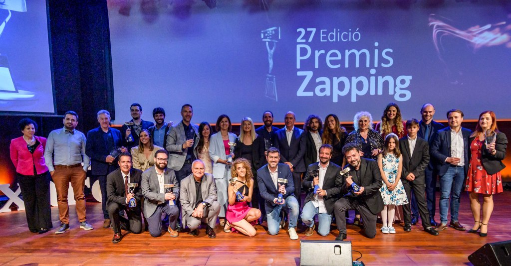 Foto de familia de los 27 Premios Zapping